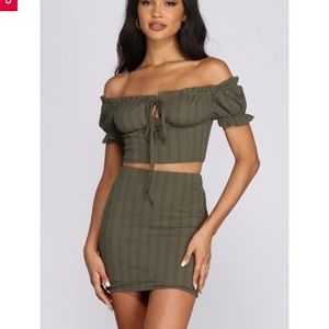 windsor place crop top